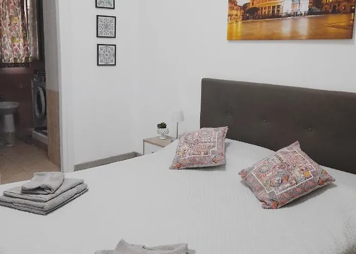 Rosina'S Flat
